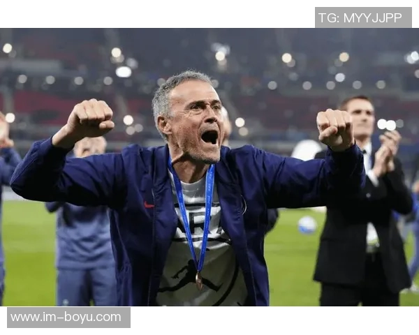 曼联锁定恩里克为新任主帅目标力争重返巅峰